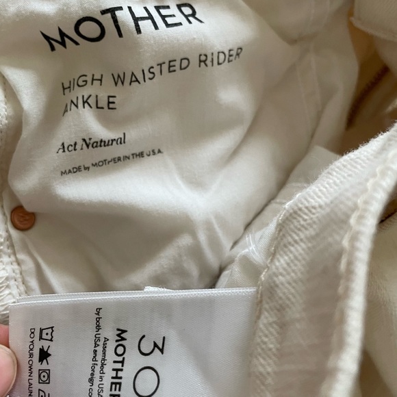 Mother Denim- High Waisted Rider Ankle Jean in Act Natural—Size 30 - Picture 8 of 11